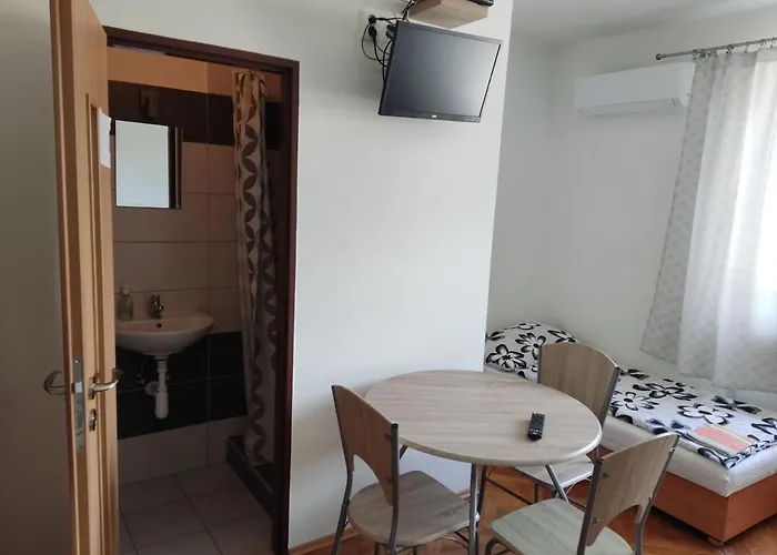 Διαμέρισμα Garsonky V Rodinnom Dome Nitra-luzianky